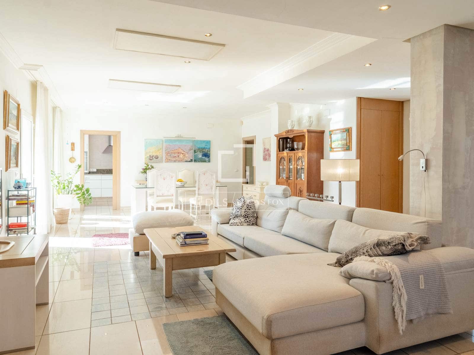 5 sypialnia Willa na sprzedaż w La Pobla de Vallbona z basenem - 925 000 € (Ref: 9739115)