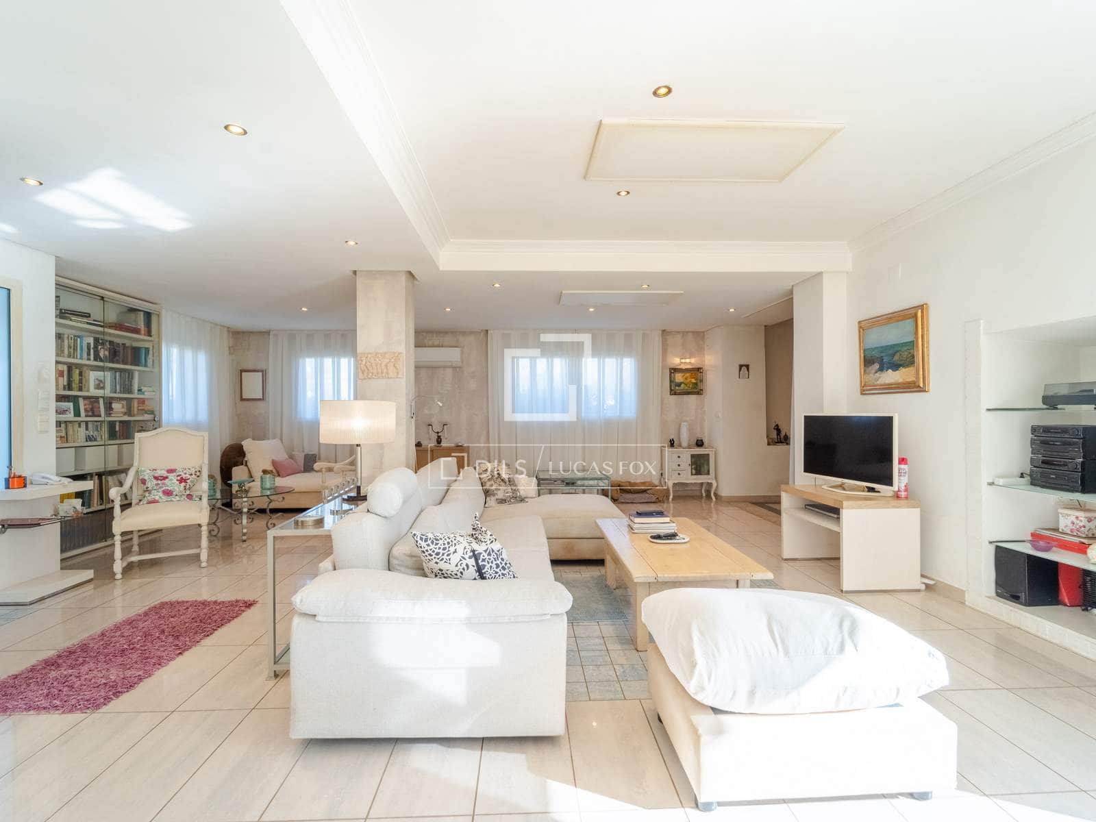 5 sypialnia Willa na sprzedaż w La Pobla de Vallbona z basenem - 925 000 € (Ref: 9739115)