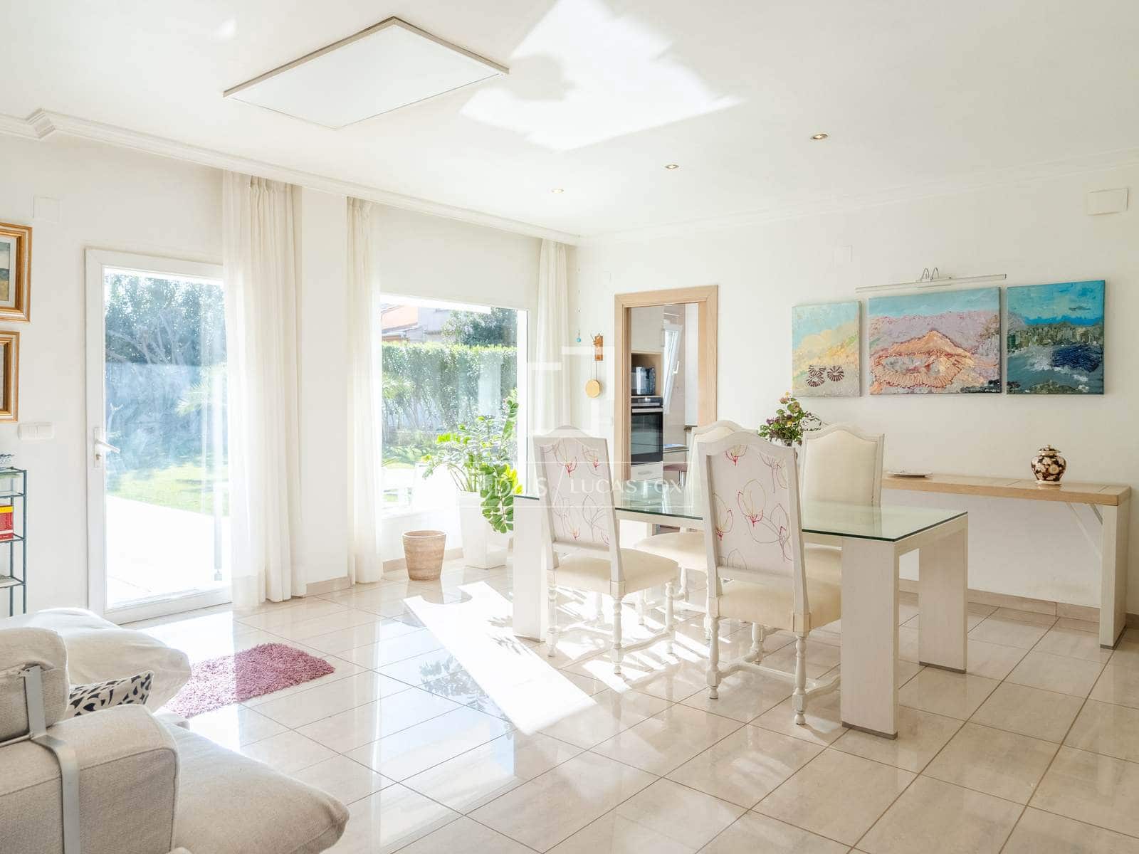 5 sypialnia Willa na sprzedaż w La Pobla de Vallbona z basenem - 925 000 € (Ref: 9739115)