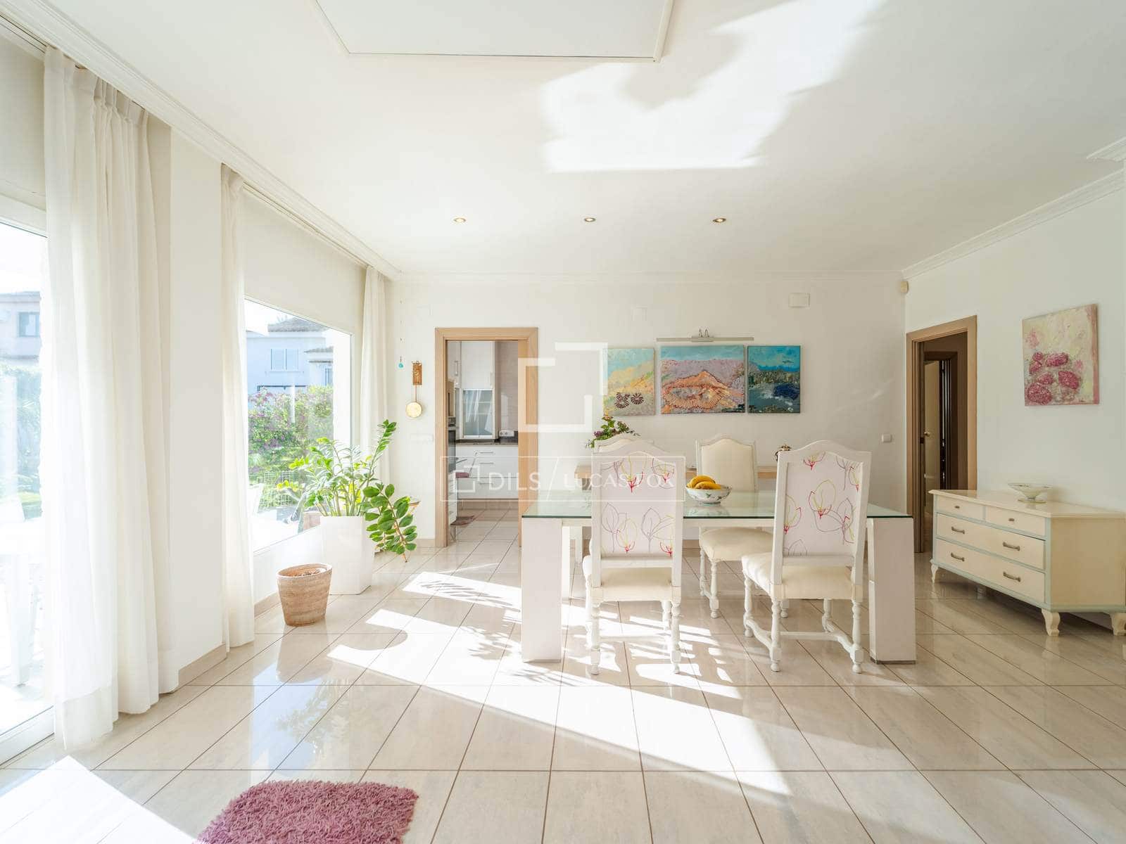 5 sypialnia Willa na sprzedaż w La Pobla de Vallbona z basenem - 925 000 € (Ref: 9739115)