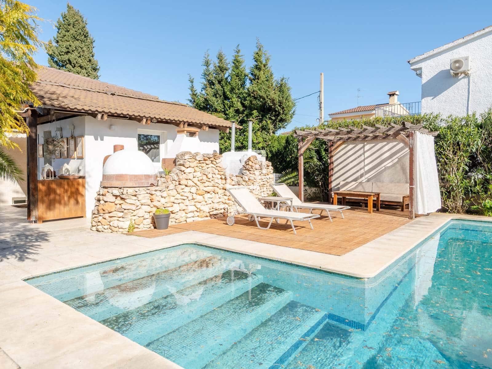 5 sypialnia Willa na sprzedaż w La Pobla de Vallbona z basenem - 925 000 € (Ref: 9739115)