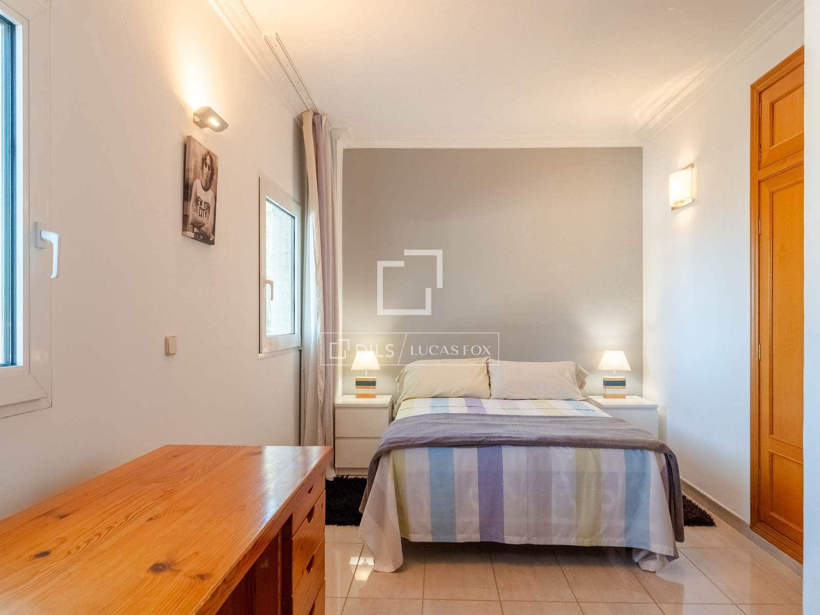 5 sypialnia Willa na sprzedaż w La Pobla de Vallbona z basenem - 925 000 € (Ref: 9739115)