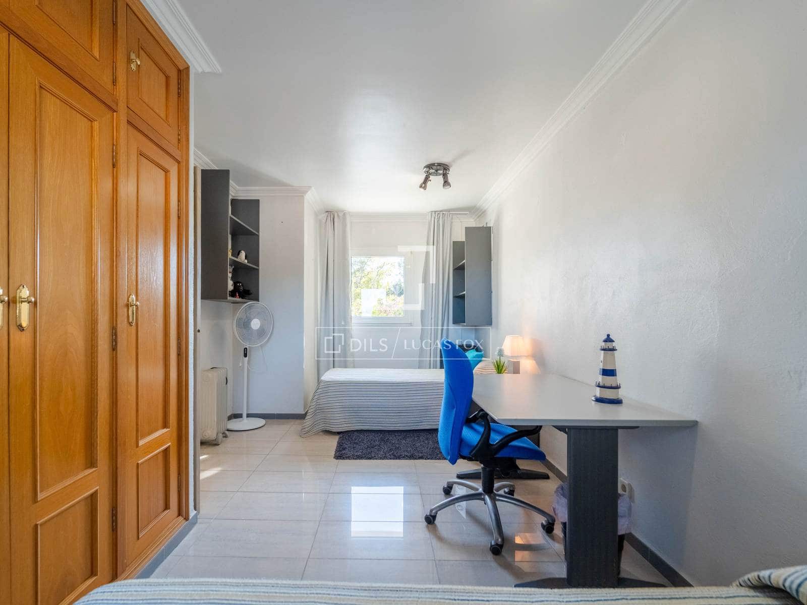 5 sypialnia Willa na sprzedaż w La Pobla de Vallbona z basenem - 925 000 € (Ref: 9739115)