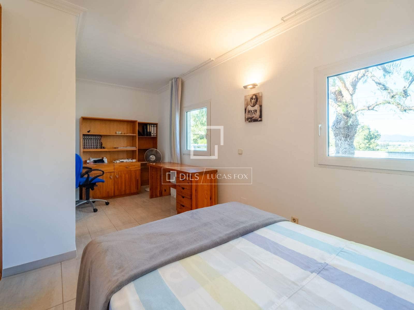 5 sypialnia Willa na sprzedaż w La Pobla de Vallbona z basenem - 925 000 € (Ref: 9739115)