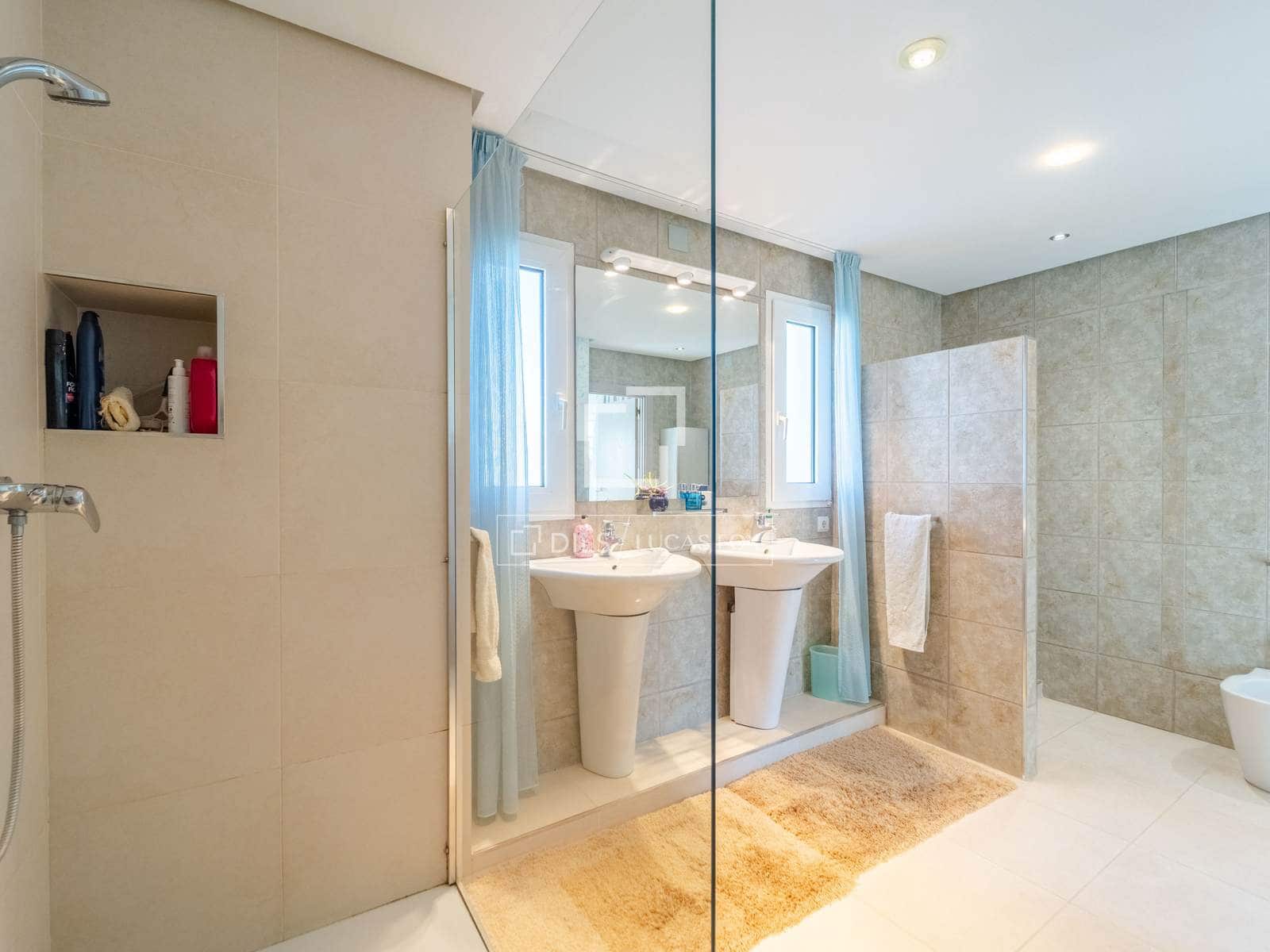 5 sypialnia Willa na sprzedaż w La Pobla de Vallbona z basenem - 925 000 € (Ref: 9739115)