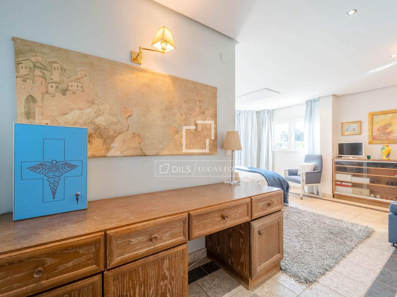 5 sypialnia Willa na sprzedaż w La Pobla de Vallbona z basenem - 925 000 € (Ref: 9739115)