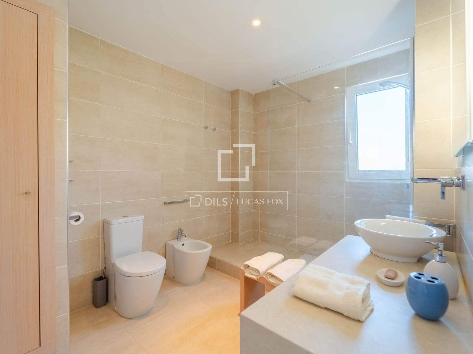 5 sypialnia Willa na sprzedaż w La Pobla de Vallbona z basenem - 925 000 € (Ref: 9739115)