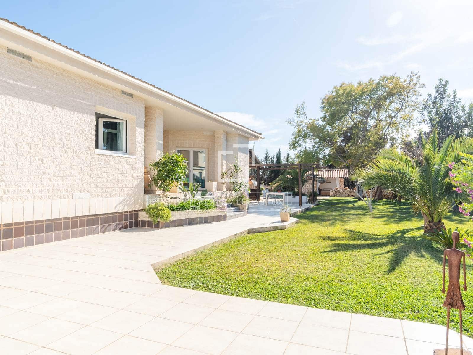 5 sypialnia Willa na sprzedaż w La Pobla de Vallbona z basenem - 925 000 € (Ref: 9739115)