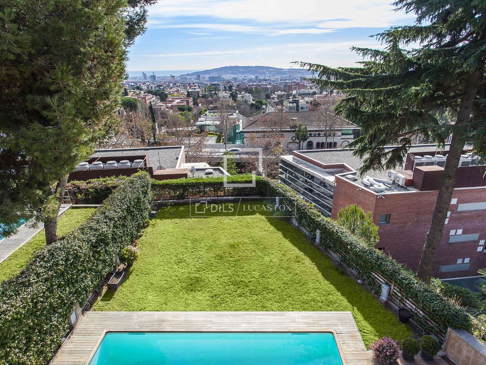 6 slaapkamer Villa te huur in Barcelona stad met zwembad garage - € 9.900 (Ref: 9739239)