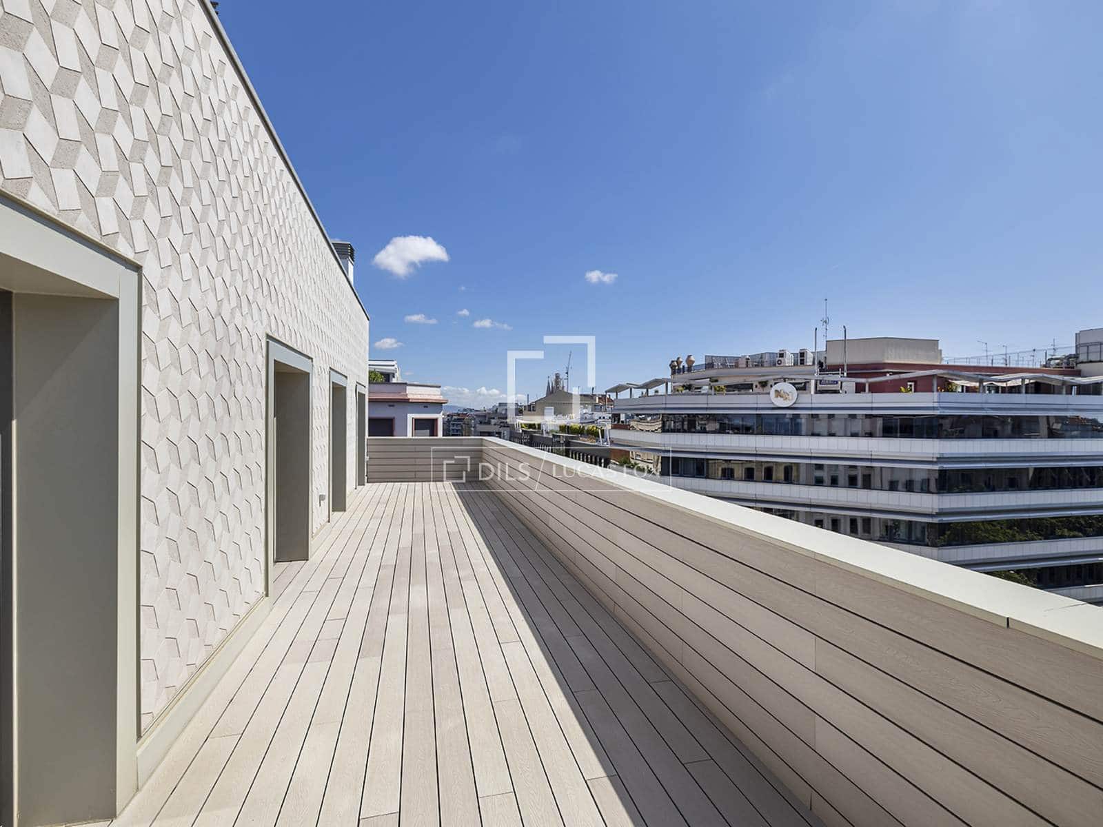 Ático de 3 habitaciones en Barcelona ciudad en venta con piscina garaje - 12.000.000 € (Ref: 9739240)