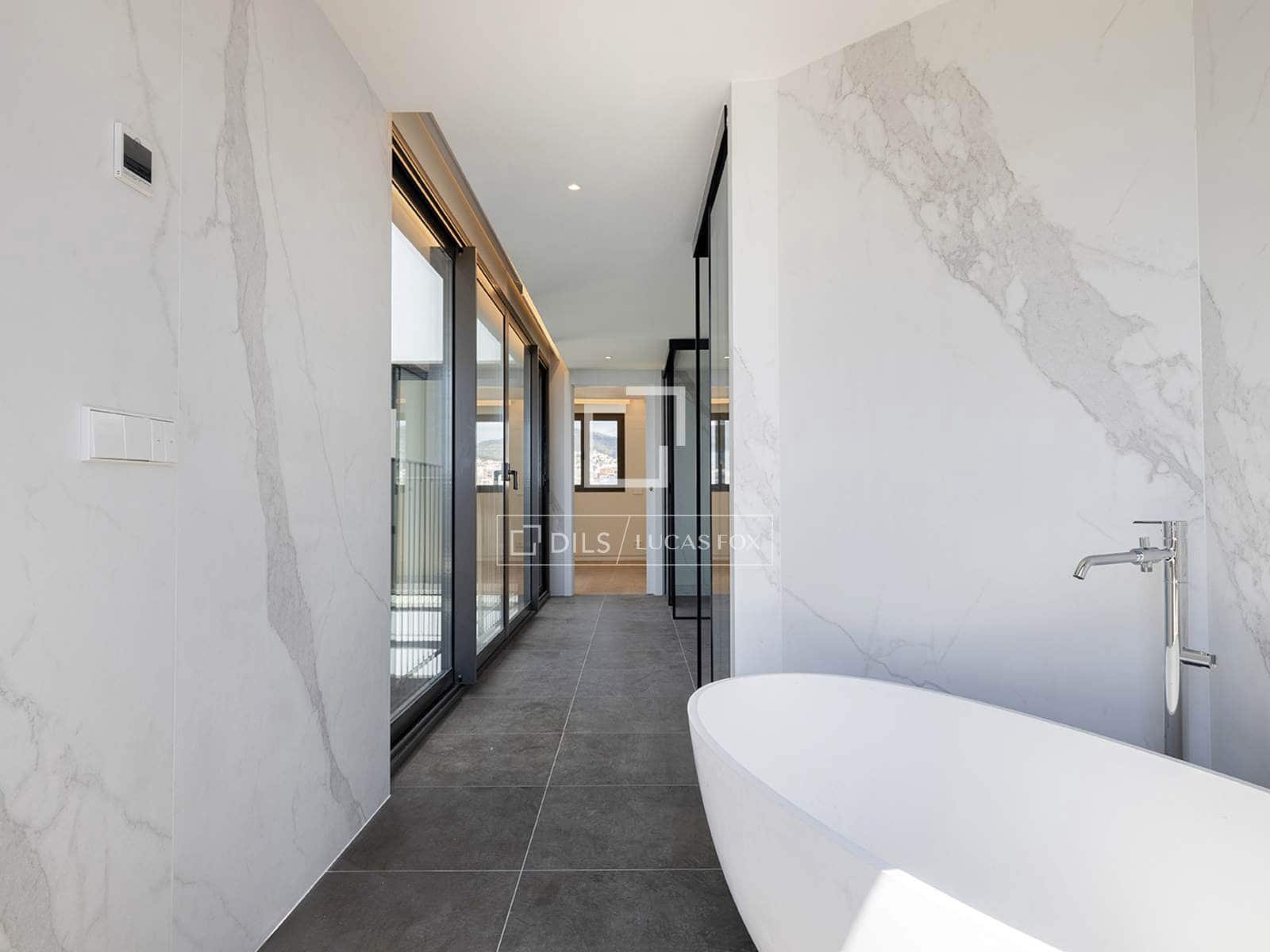 Ático de 3 habitaciones en Barcelona ciudad en venta con piscina garaje - 12.000.000 € (Ref: 9739240)