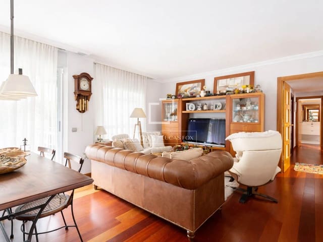 Apartamento de 3 habitaciones en Sant Cugat del Vallès en venta con piscina garaje - 595.000 € (Ref: 9740071)
