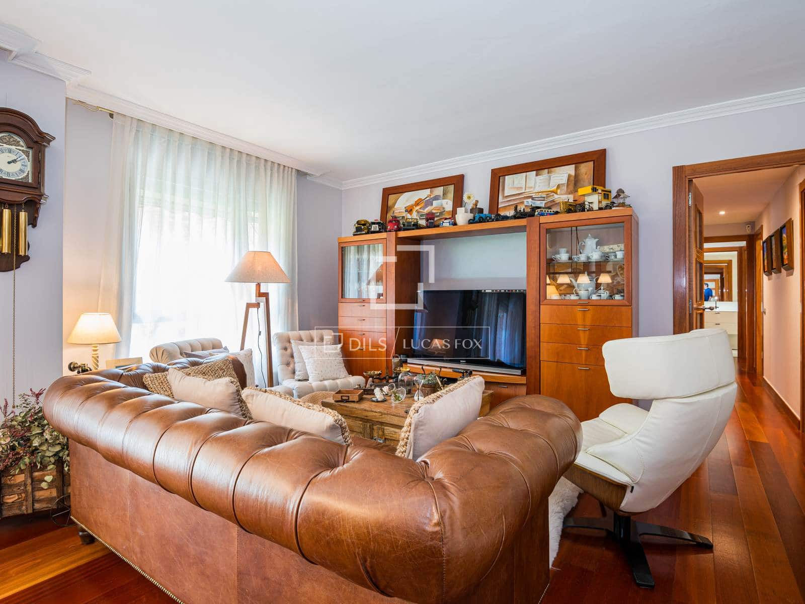 Apartamento de 3 habitaciones en Sant Cugat del Vallès en venta con piscina garaje - 595.000 € (Ref: 9740071)