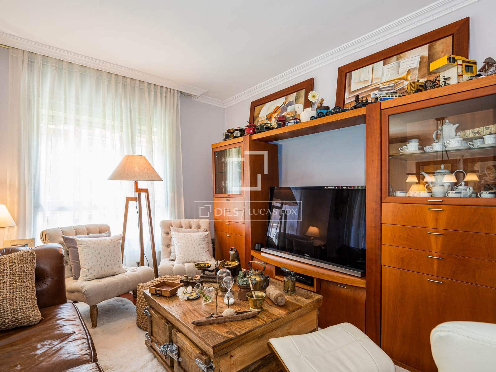 Apartamento de 3 habitaciones en Sant Cugat del Vallès en venta con piscina garaje - 595.000 € (Ref: 9740071)