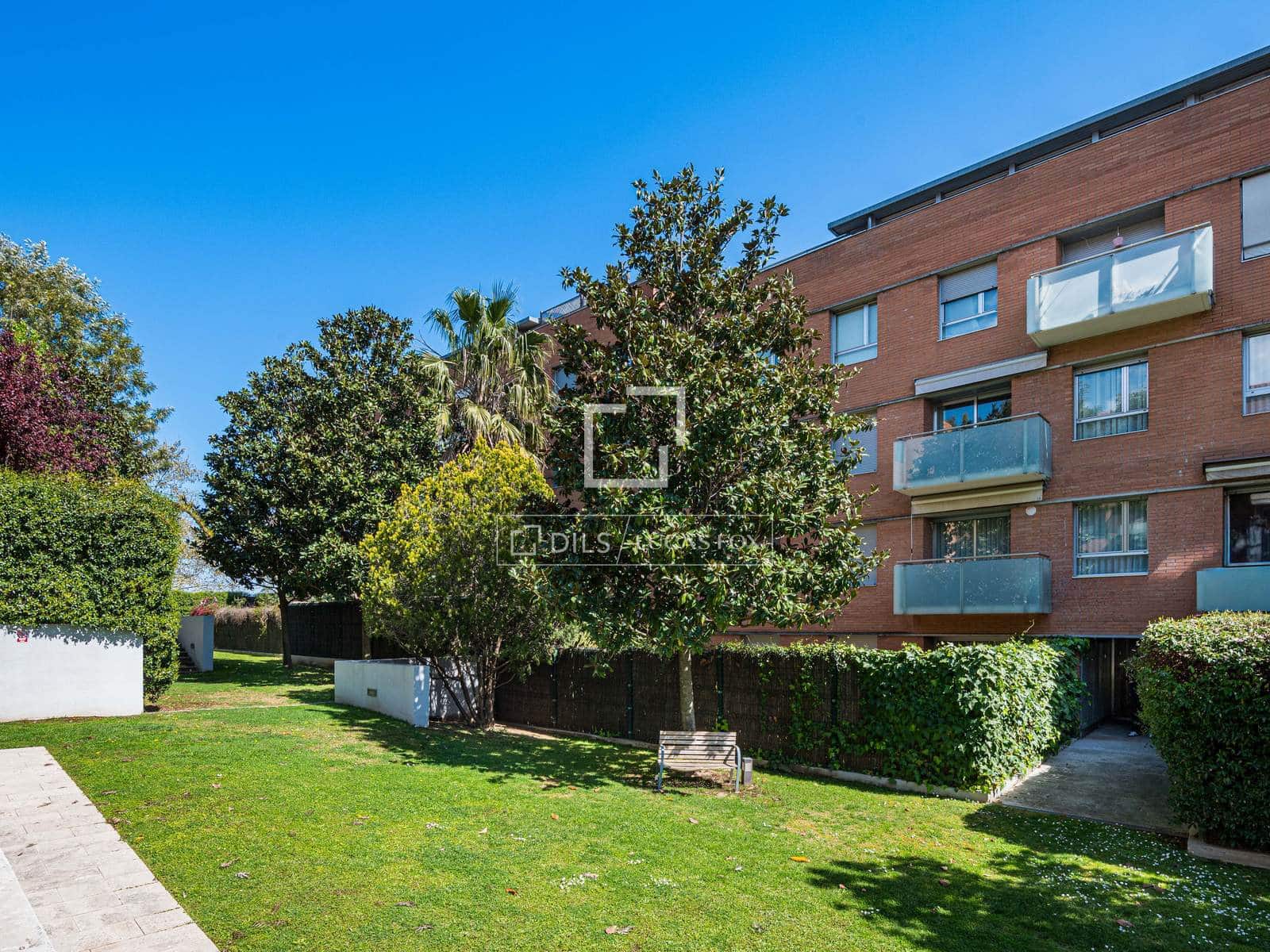 Apartamento de 3 habitaciones en Sant Cugat del Vallès en venta con piscina garaje - 595.000 € (Ref: 9740071)