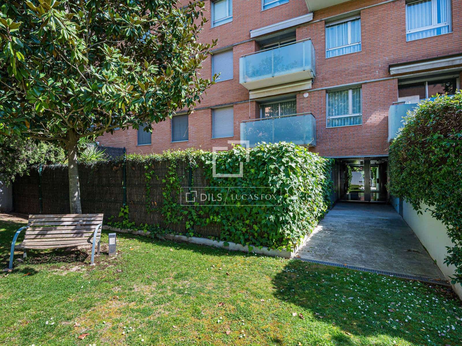 Apartamento de 3 habitaciones en Sant Cugat del Vallès en venta con piscina garaje - 595.000 € (Ref: 9740071)