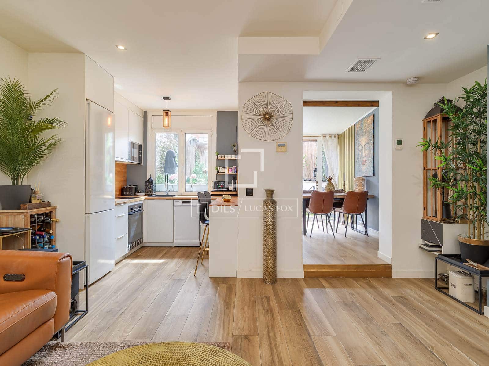 Apartamento de 2 habitaciones en Barcelona ciudad en venta - 696.000 € (Ref: 9740187)