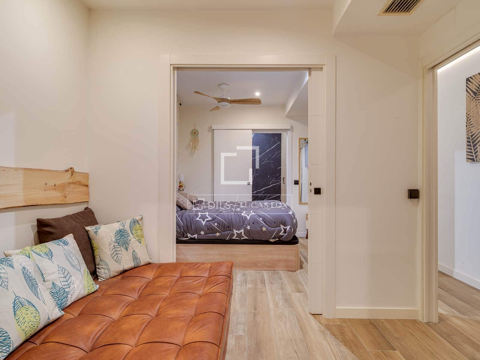 Apartamento de 2 habitaciones en Barcelona ciudad en venta - 696.000 € (Ref: 9740187)