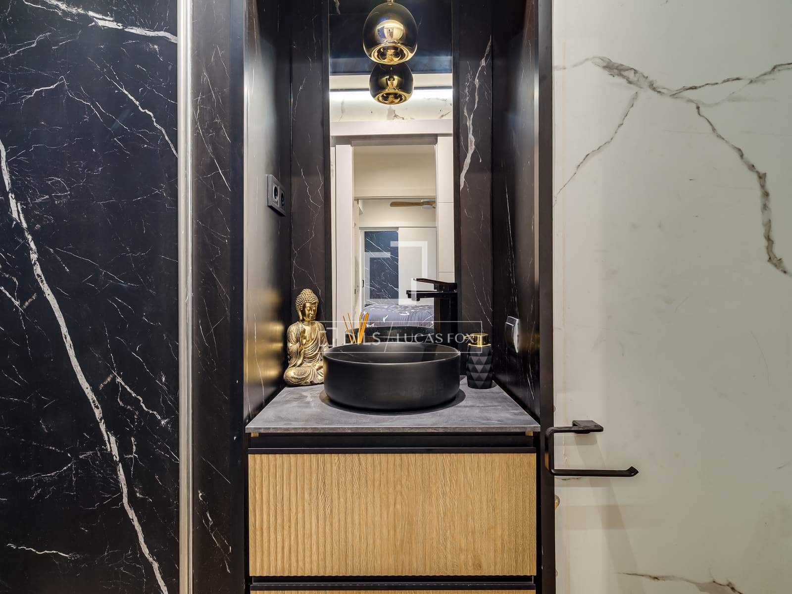 Apartamento de 2 habitaciones en Barcelona ciudad en venta - 696.000 € (Ref: 9740187)