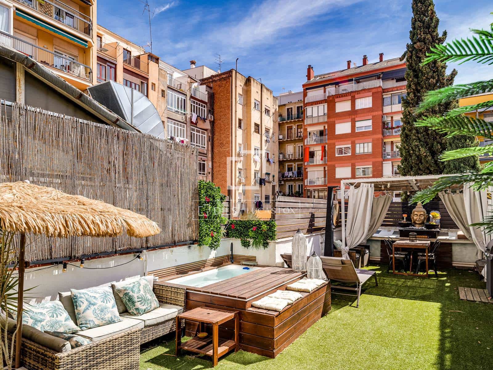 Apartamento de 2 habitaciones en Barcelona ciudad en venta - 696.000 € (Ref: 9740187)