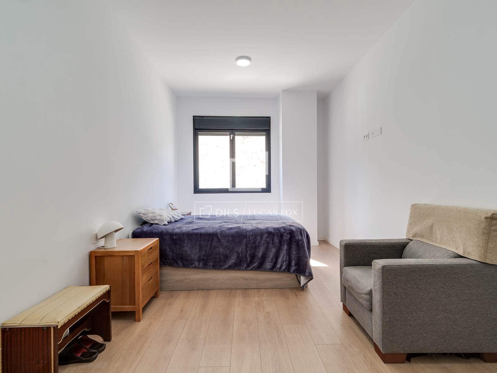 Apartamento de 3 habitaciones en L'Hospitalet de Llobregat en venta con piscina garaje - 455.000 € (Ref: 9740459)