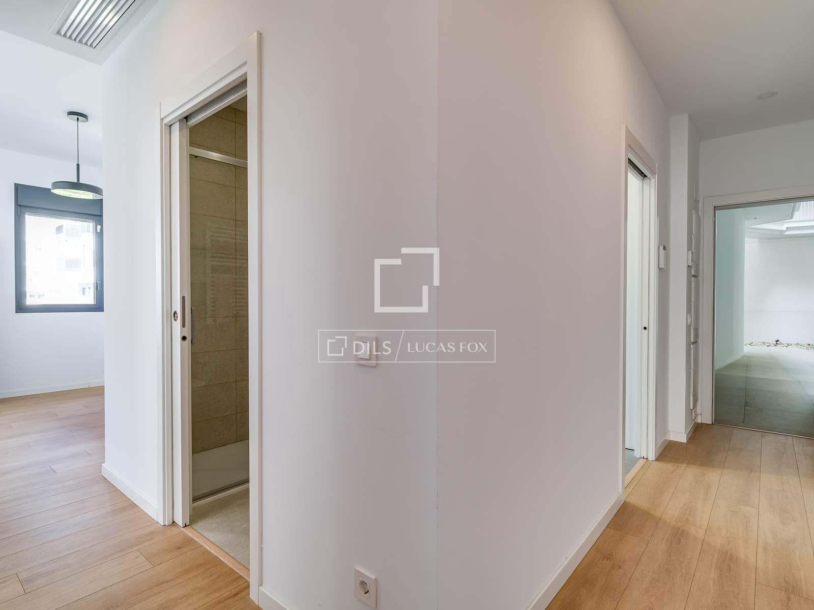 Apartamento de 3 habitaciones en L'Hospitalet de Llobregat en venta con piscina garaje - 455.000 € (Ref: 9740459)