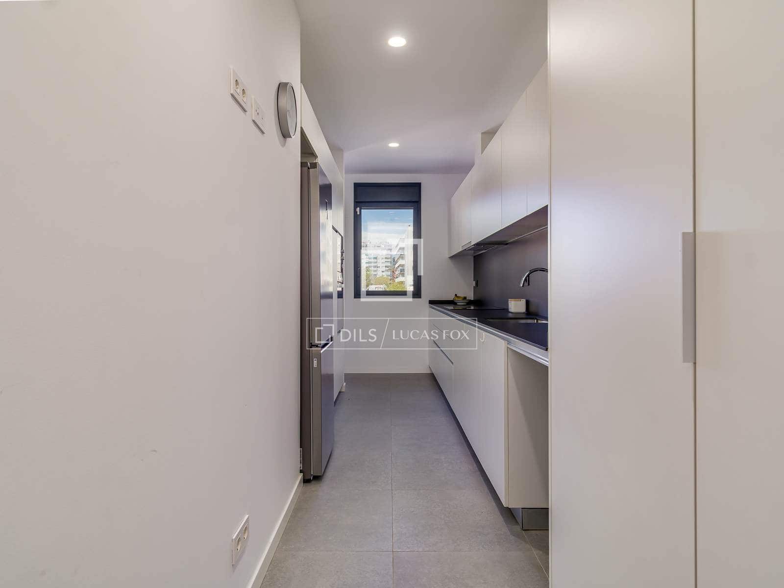 Apartamento de 3 habitaciones en L'Hospitalet de Llobregat en venta con piscina garaje - 455.000 € (Ref: 9740459)