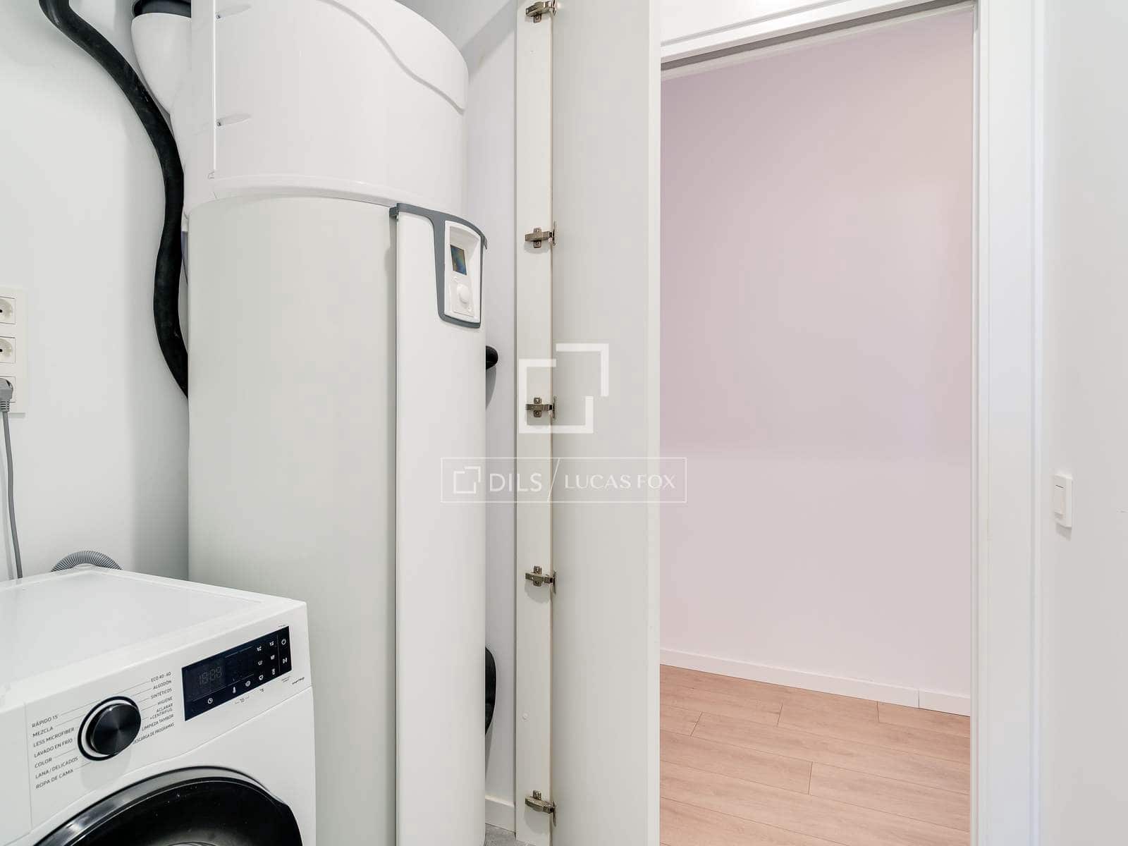 Apartamento de 3 habitaciones en L'Hospitalet de Llobregat en venta con piscina garaje - 455.000 € (Ref: 9740459)