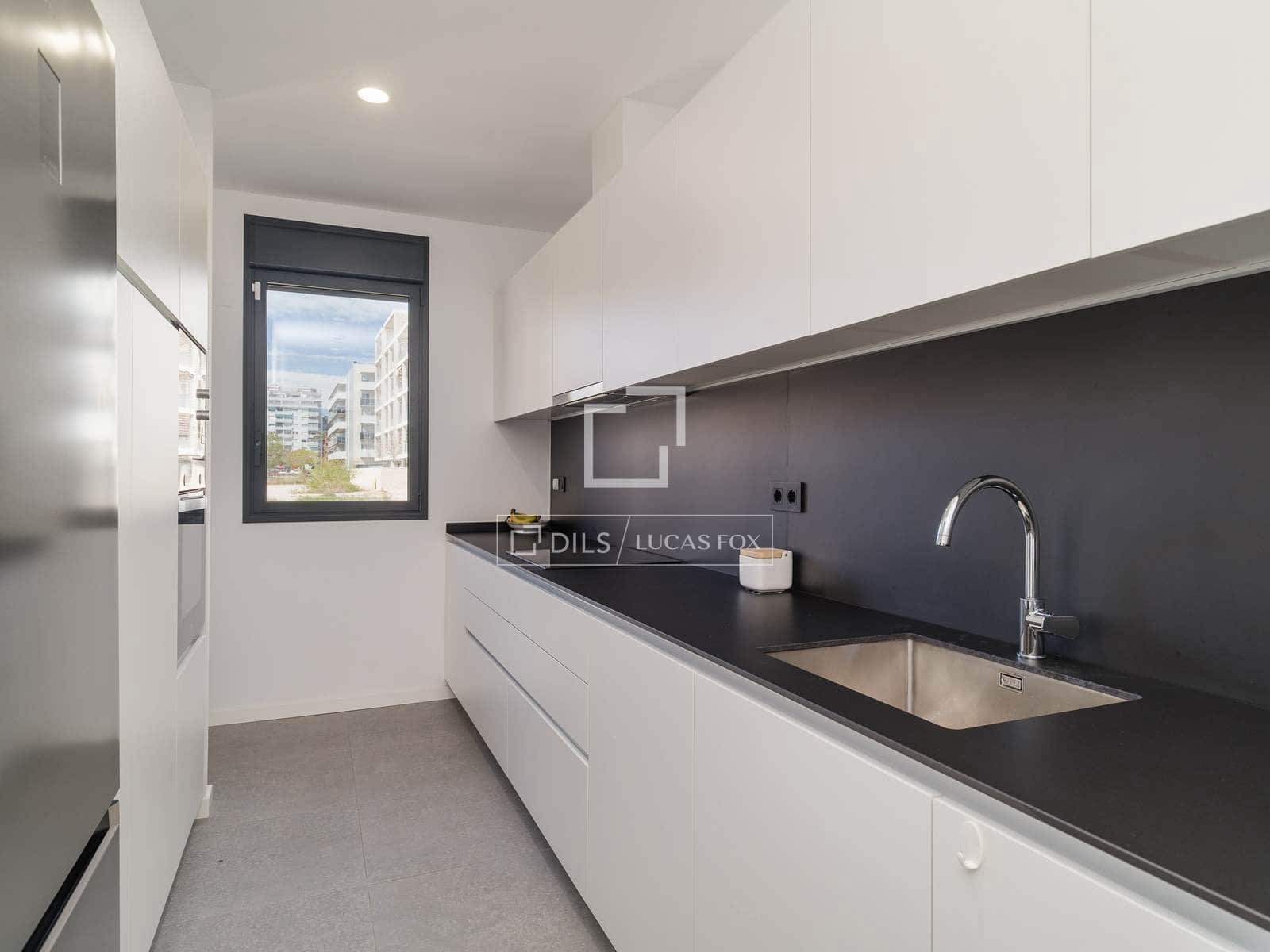 Apartamento de 3 habitaciones en L'Hospitalet de Llobregat en venta con piscina garaje - 455.000 € (Ref: 9740459)