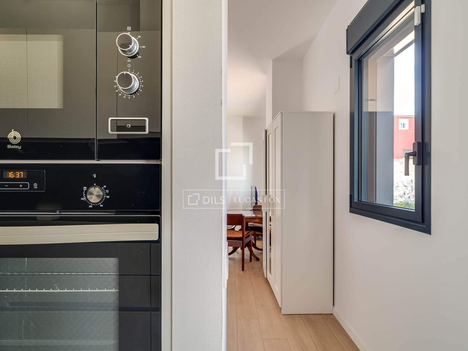 Apartamento de 3 habitaciones en L'Hospitalet de Llobregat en venta con piscina garaje - 455.000 € (Ref: 9740459)