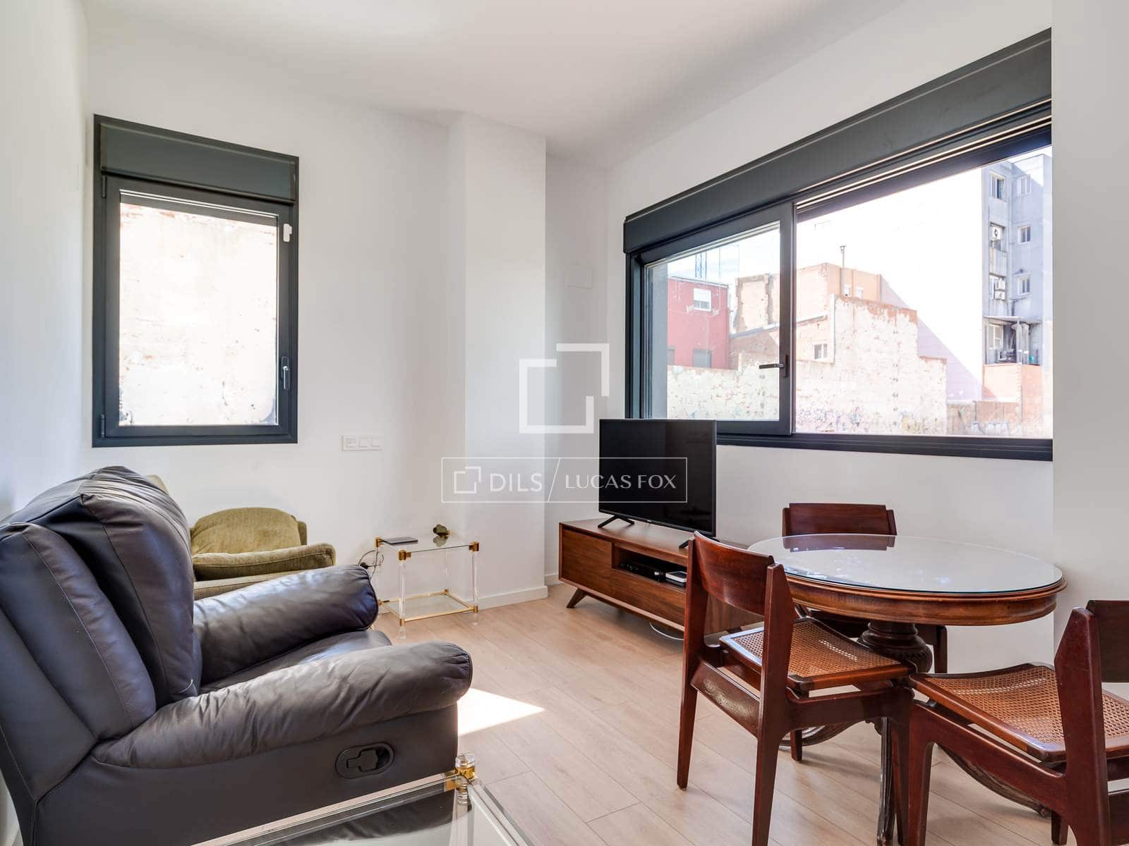 Apartamento de 3 habitaciones en L'Hospitalet de Llobregat en venta con piscina garaje - 455.000 € (Ref: 9740459)