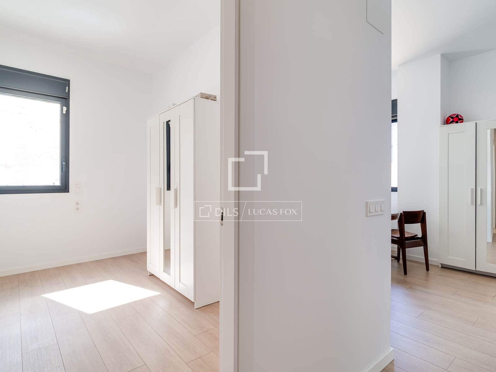 Apartamento de 3 habitaciones en L'Hospitalet de Llobregat en venta con piscina garaje - 455.000 € (Ref: 9740459)