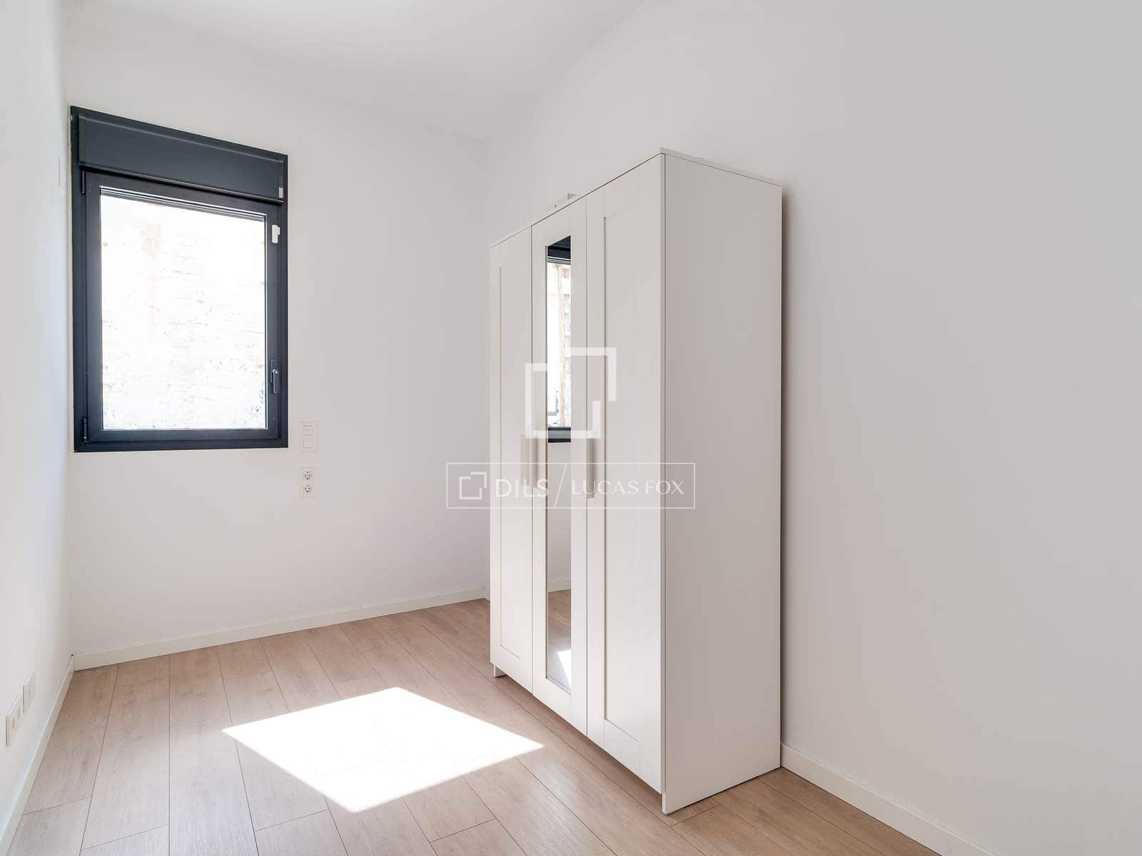 Apartamento de 3 habitaciones en L'Hospitalet de Llobregat en venta con piscina garaje - 455.000 € (Ref: 9740459)