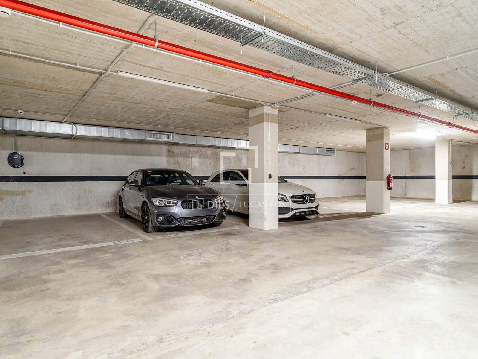 Apartamento de 3 habitaciones en L'Hospitalet de Llobregat en venta con piscina garaje - 455.000 € (Ref: 9740459)