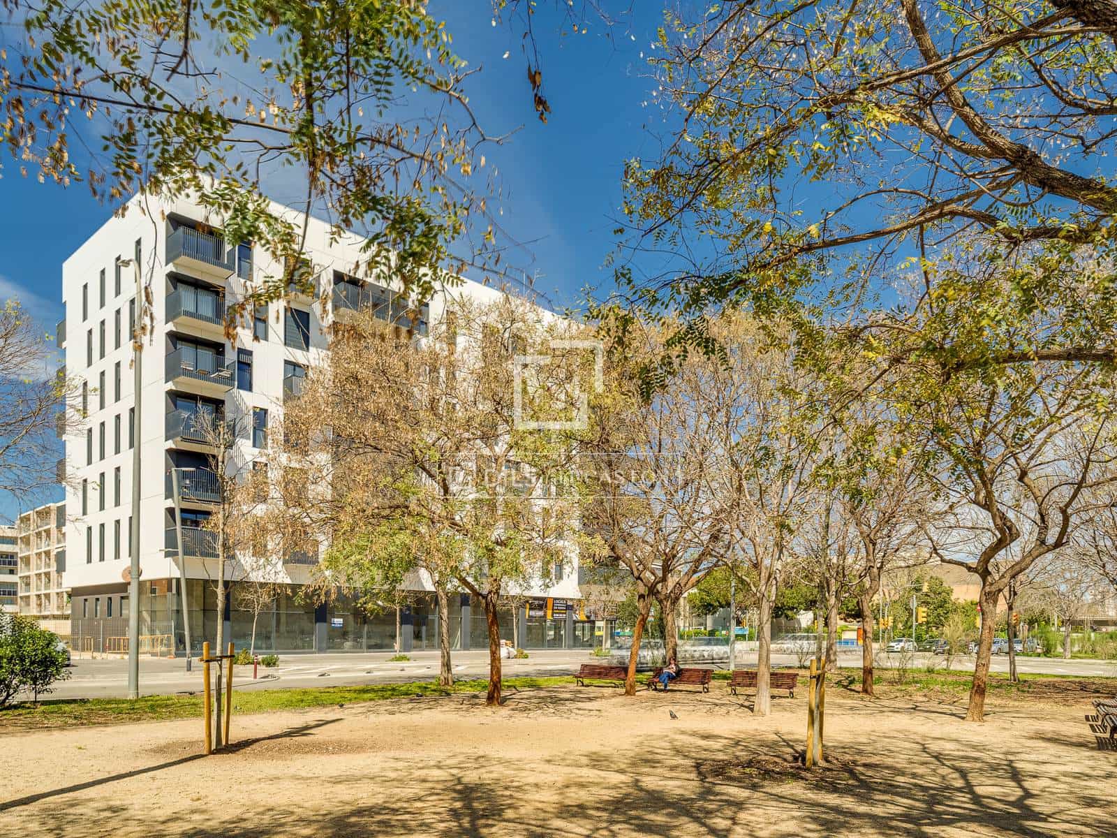 Apartamento de 3 habitaciones en L'Hospitalet de Llobregat en venta con piscina garaje - 455.000 € (Ref: 9740459)