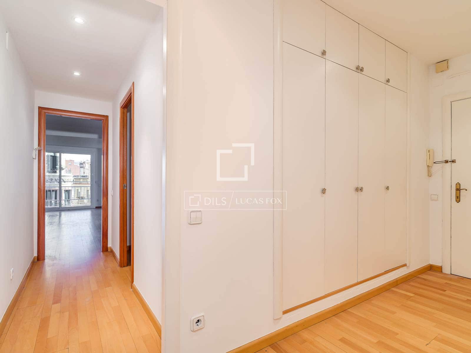 3 makuuhuone Huoneisto myytävänä paikassa Barcelona kaupunki - 820 000 € (Ref: 9740460)