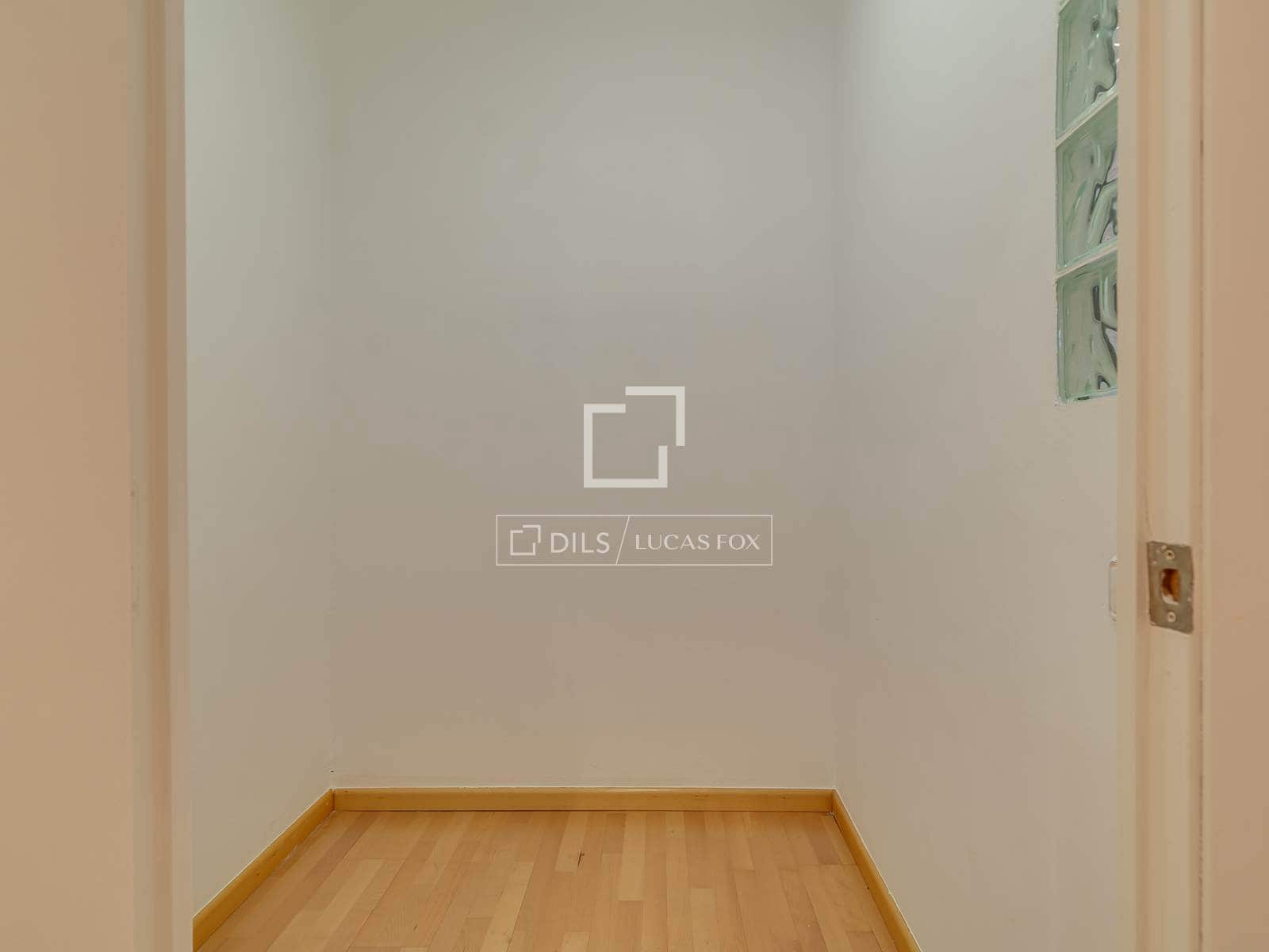 3 makuuhuone Huoneisto myytävänä paikassa Barcelona kaupunki - 820 000 € (Ref: 9740460)