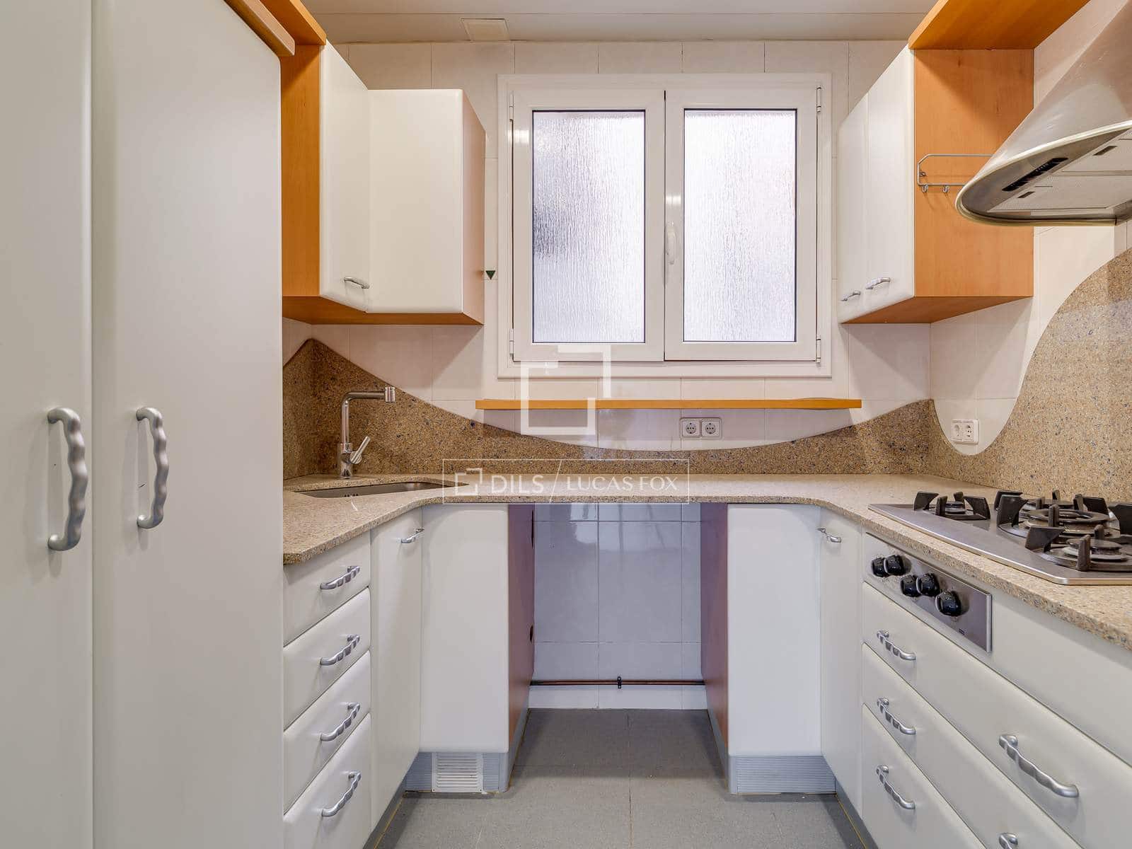 3 makuuhuone Huoneisto myytävänä paikassa Barcelona kaupunki - 820 000 € (Ref: 9740460)