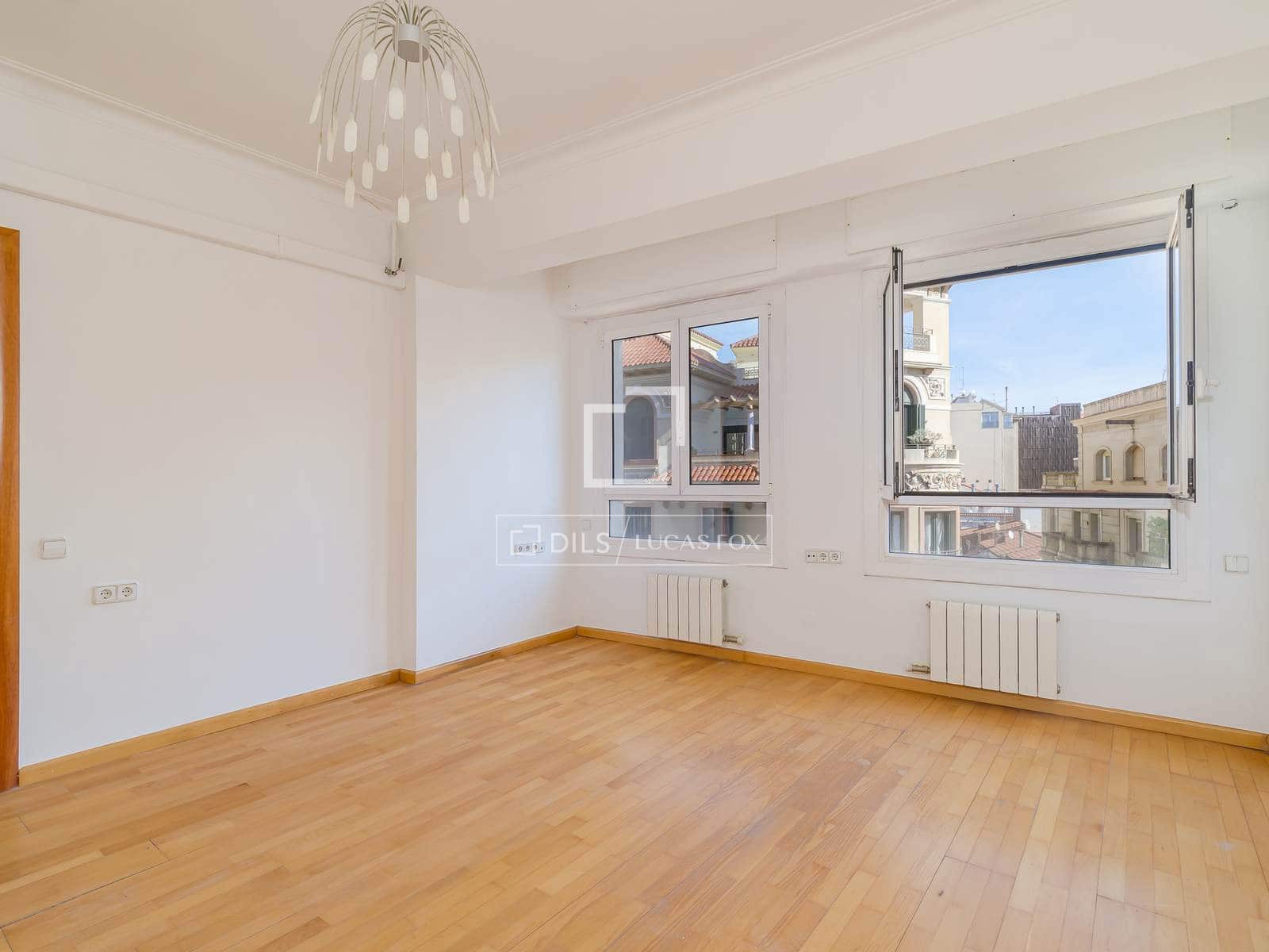 3 makuuhuone Huoneisto myytävänä paikassa Barcelona kaupunki - 820 000 € (Ref: 9740460)