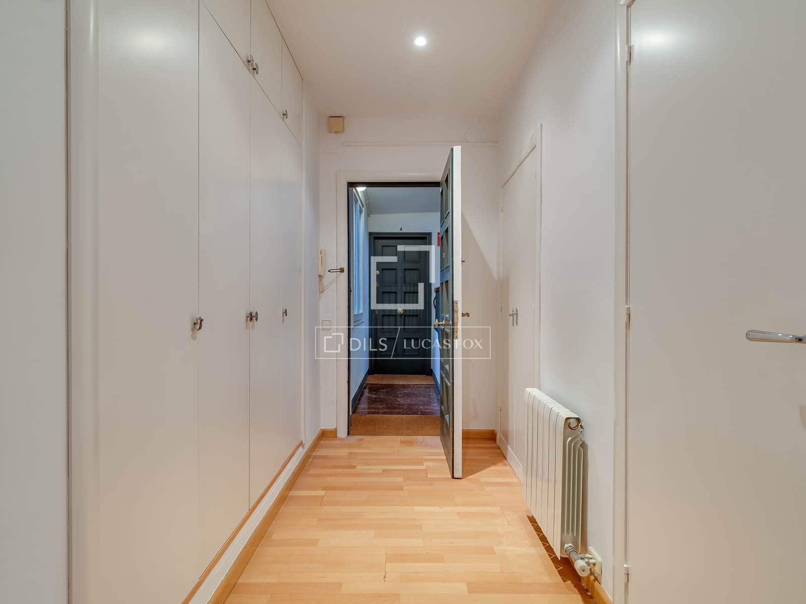 3 makuuhuone Huoneisto myytävänä paikassa Barcelona kaupunki - 820 000 € (Ref: 9740460)