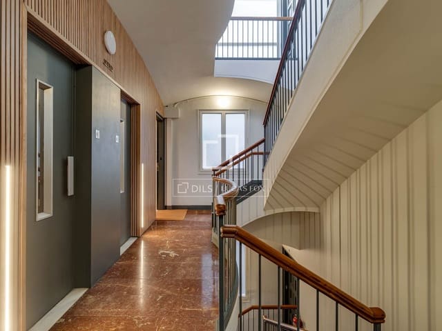 3 makuuhuone Huoneisto myytävänä paikassa Barcelona kaupunki - 820 000 € (Ref: 9740460)