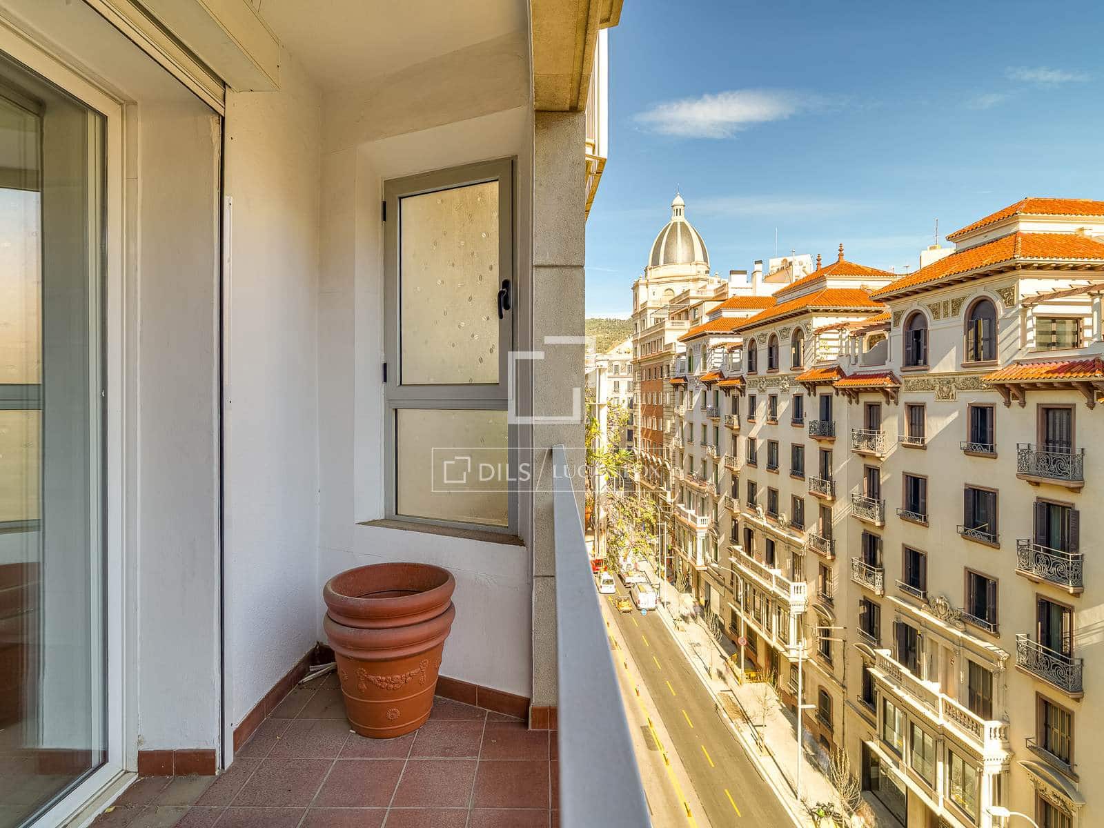 3 makuuhuone Huoneisto myytävänä paikassa Barcelona kaupunki - 820 000 € (Ref: 9740460)