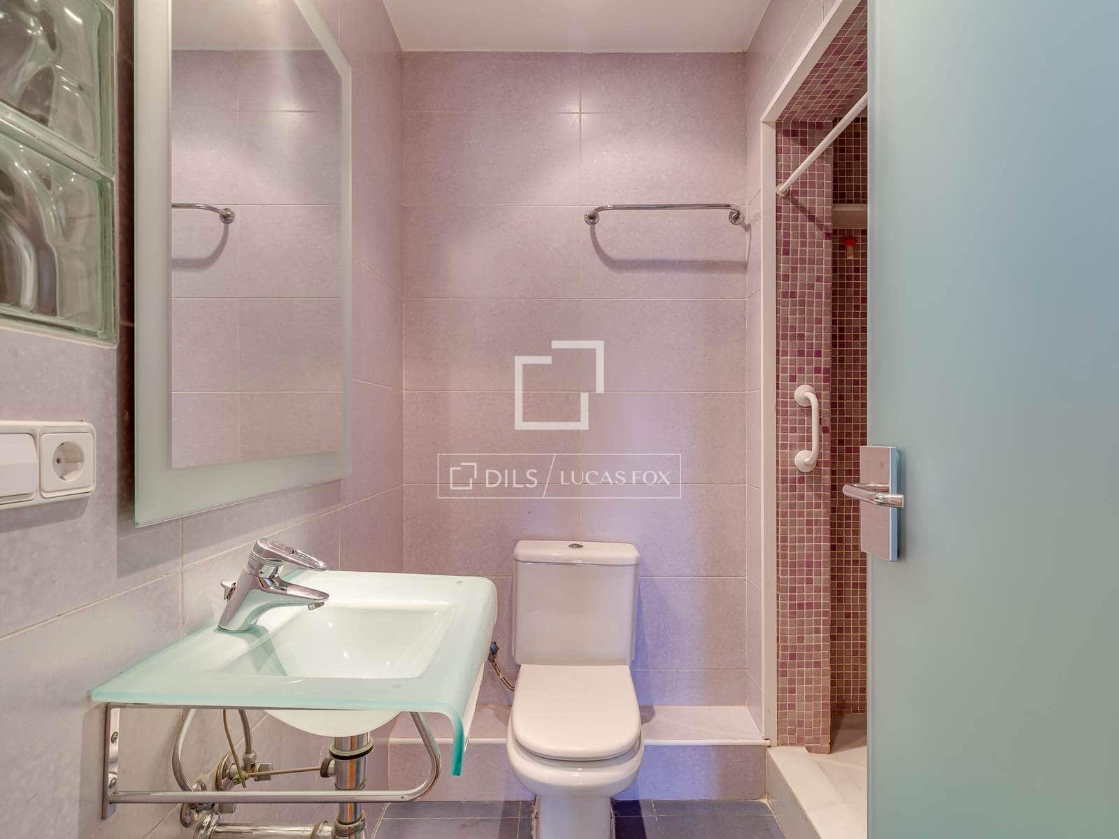 3 makuuhuone Huoneisto myytävänä paikassa Barcelona kaupunki - 820 000 € (Ref: 9740460)