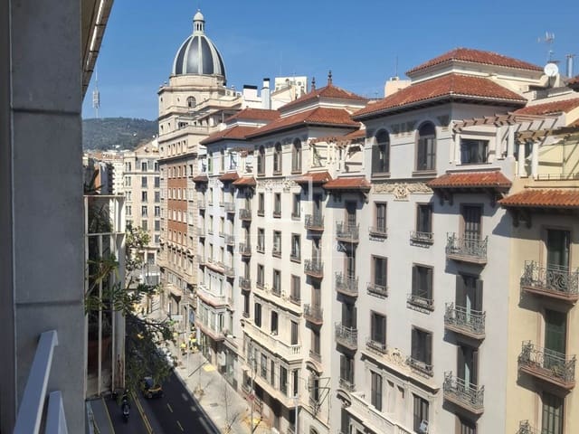 3 makuuhuone Huoneisto myytävänä paikassa Barcelona kaupunki - 820 000 € (Ref: 9740460)