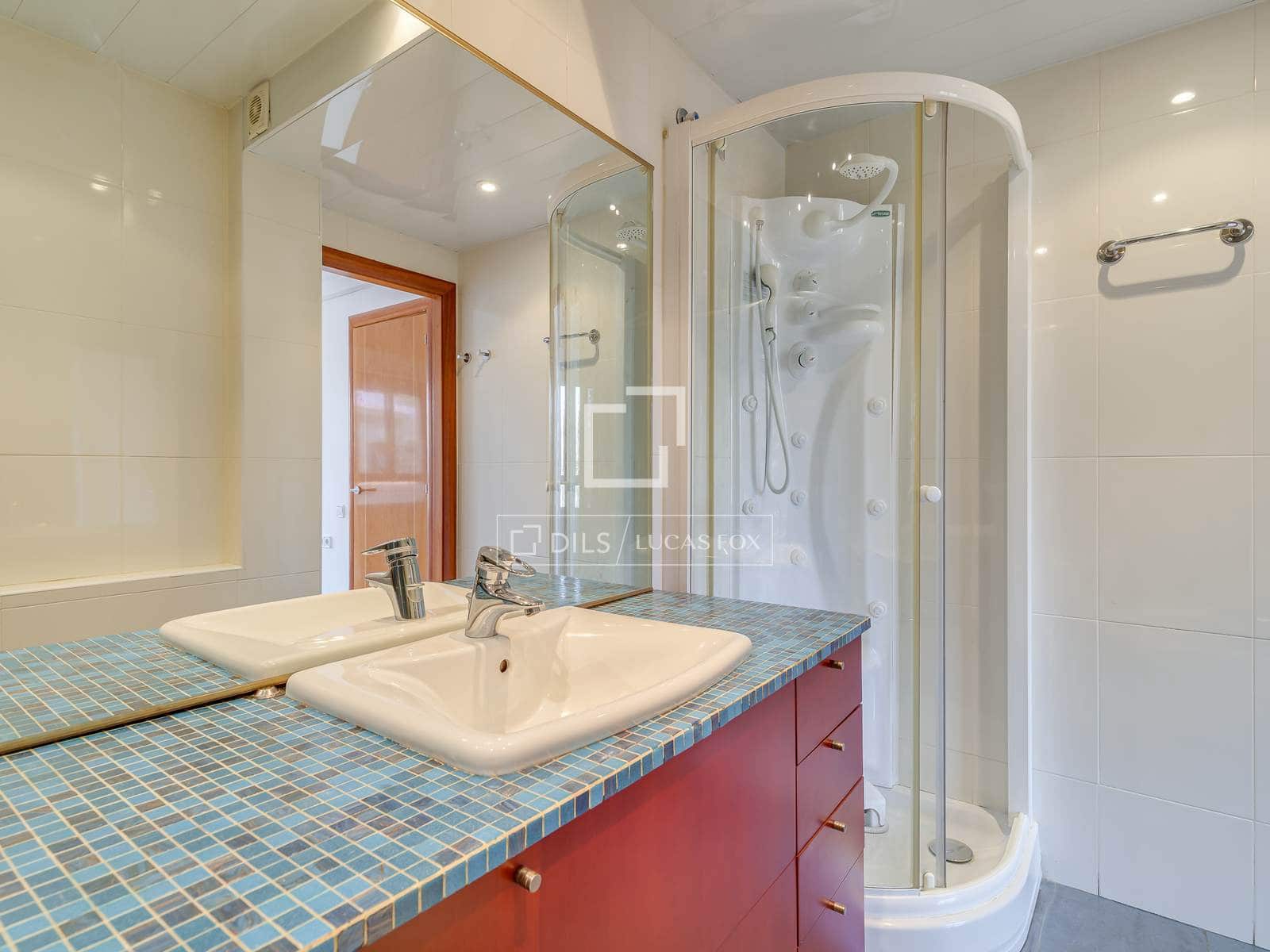 3 makuuhuone Huoneisto myytävänä paikassa Barcelona kaupunki - 820 000 € (Ref: 9740460)