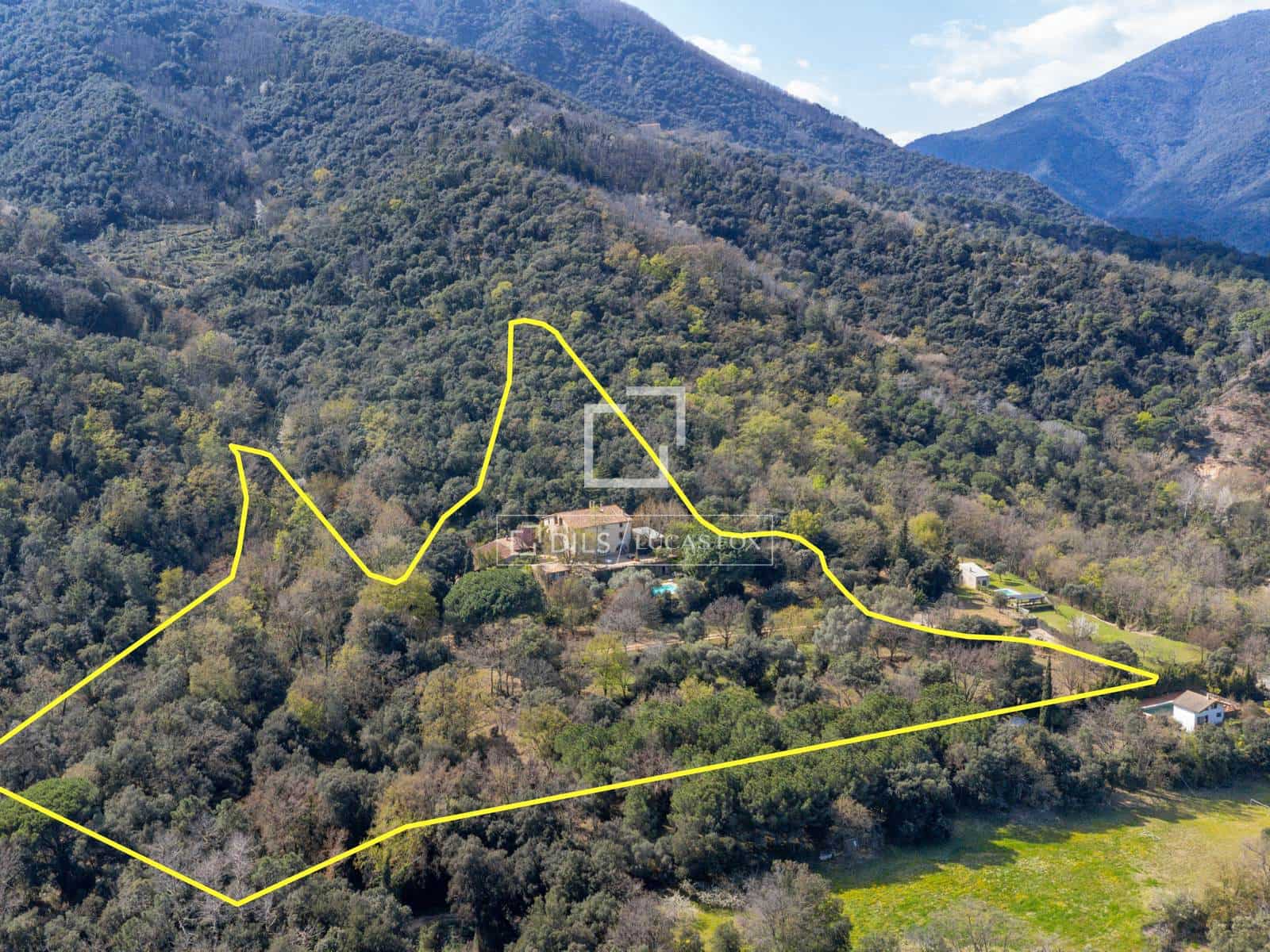 12 soverom Finca/Herregård til salgs i Angles med svømmebasseng garasje - € 1 500 000 (Ref: 9743030)