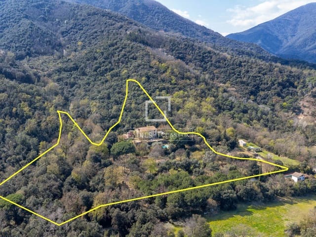 12 soveværelse Finca/Landehus til salg i Anglès med swimmingpool garage - € 1.500.000 (Ref: 9743030)