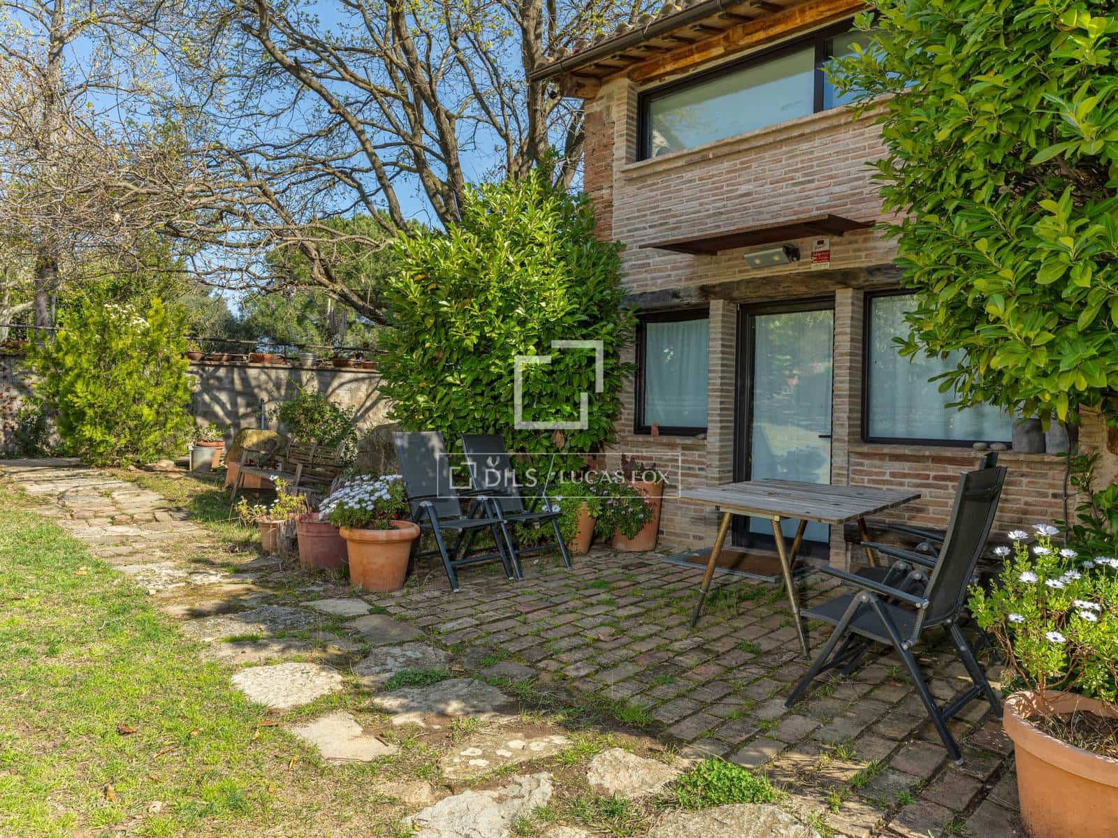 12 soverom Finca/Herregård til salgs i Angles med svømmebasseng garasje - € 1 500 000 (Ref: 9743030)