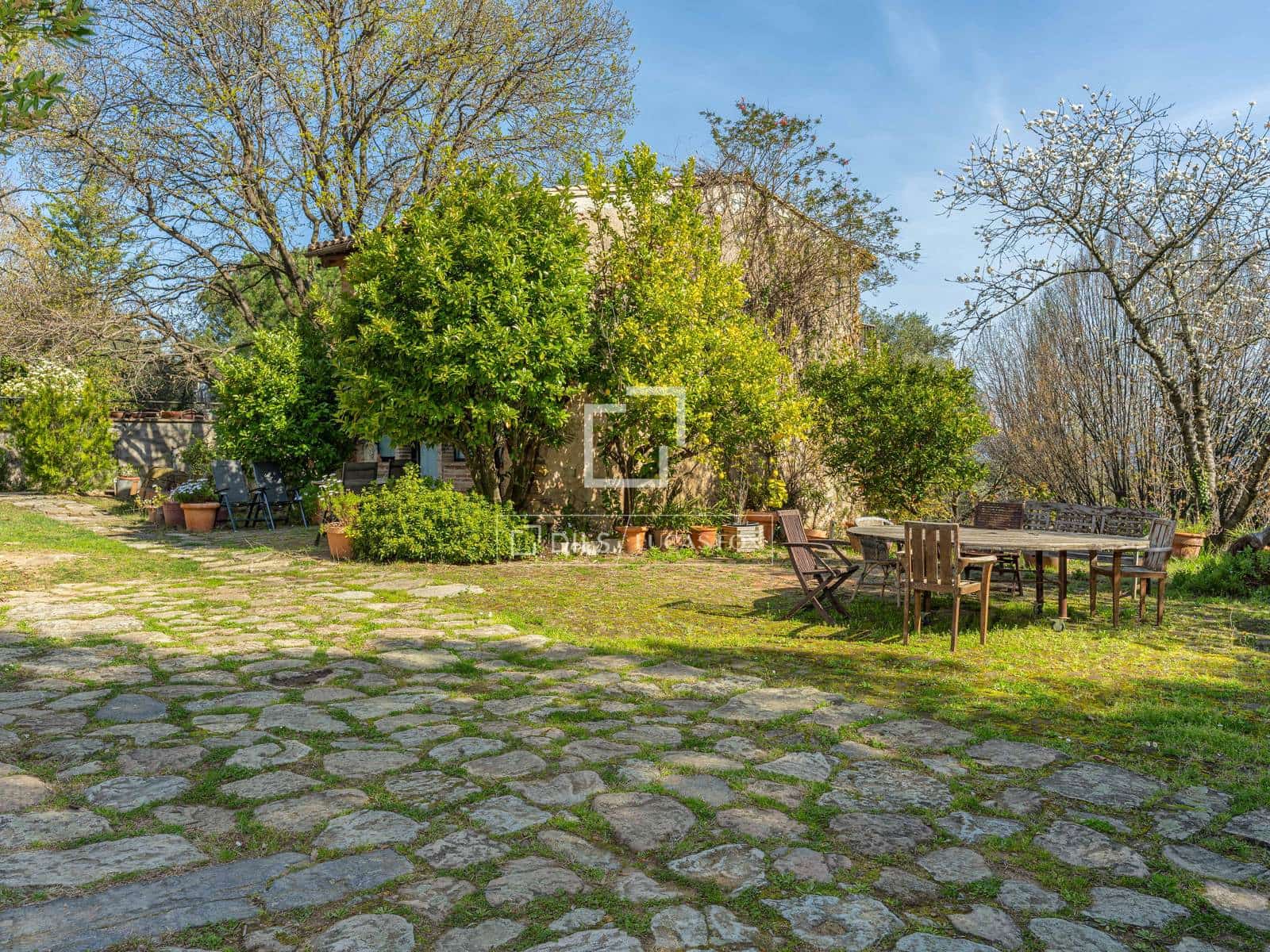 12 soverom Finca/Herregård til salgs i Angles med svømmebasseng garasje - € 1 500 000 (Ref: 9743030)