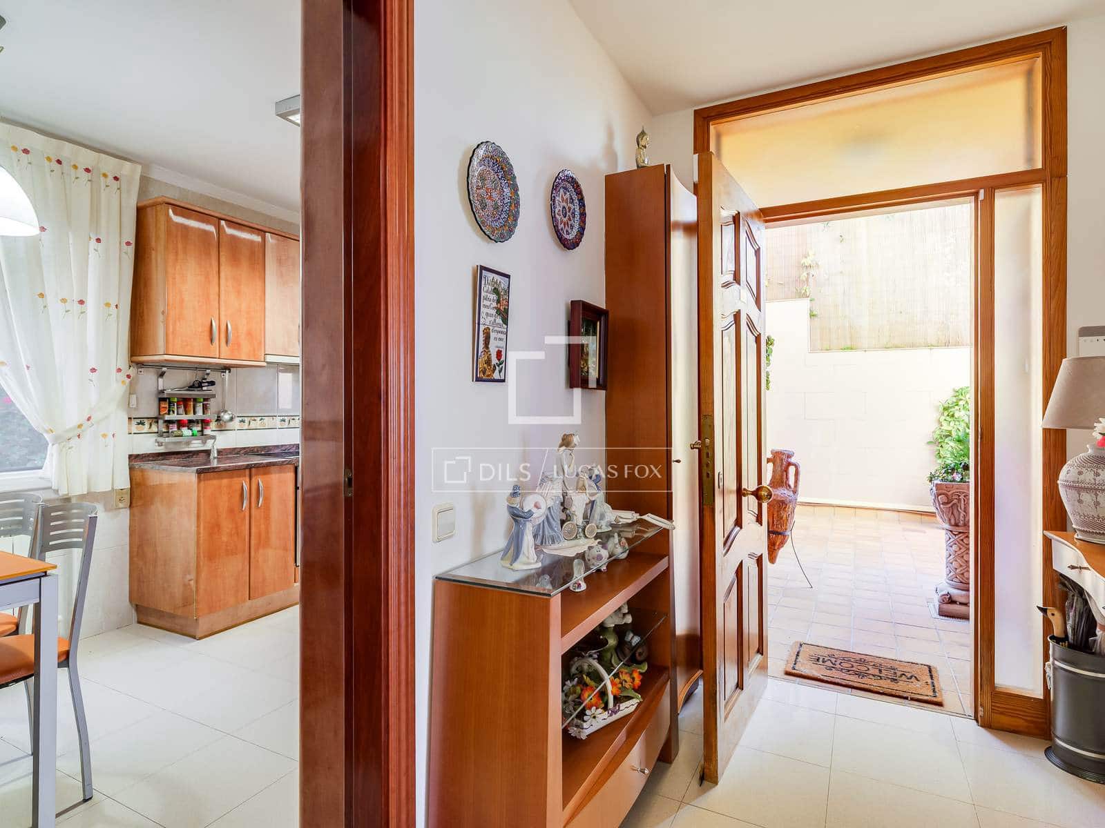 4 sypialnia Willa na sprzedaż w Vilassar de Dalt z basenem garażem - 750 000 € (Ref: 9743996)